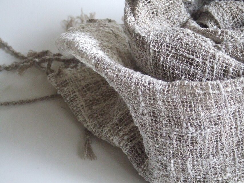 「Hさまご依頼品」手織りコットンマフラー・・茶のグレー