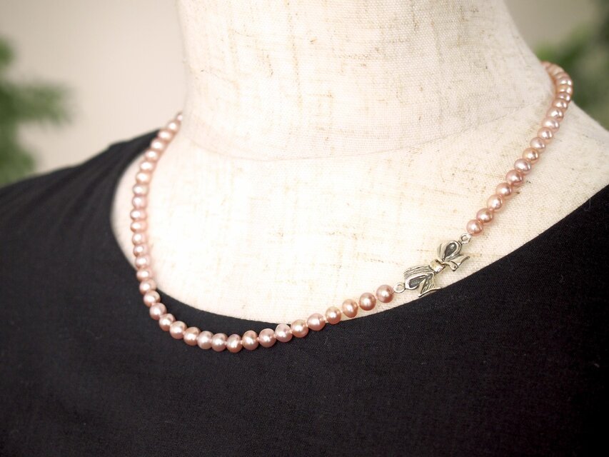 クラシックピンク淡水真珠ネックレス
