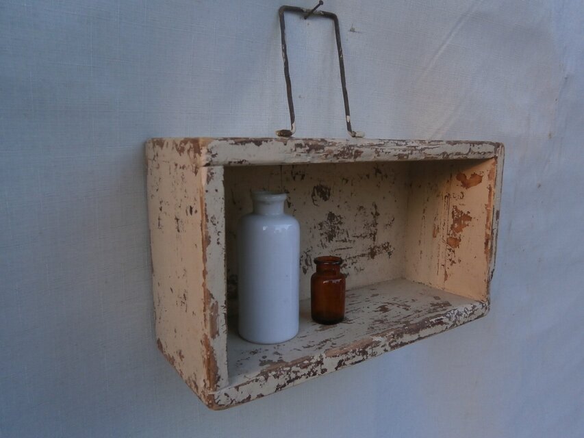 ☆可愛い・・シャビー・・アンティーク・・BOX・・シェルフ☆