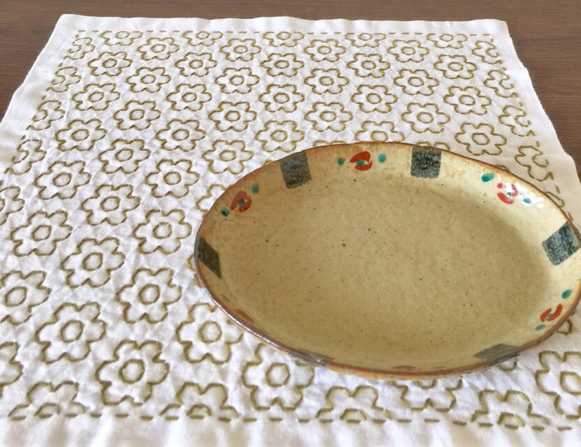 刺し子♡ふきん  (お花柄・白地/カーキ)