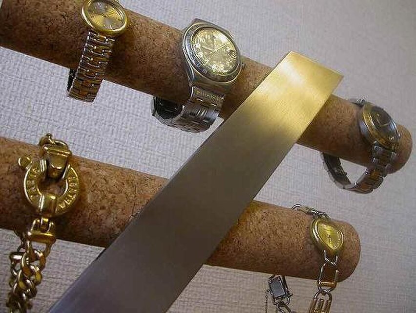 誕生日プレゼントに 8本掛けインテリア腕時計収納スタンドロングトレイ