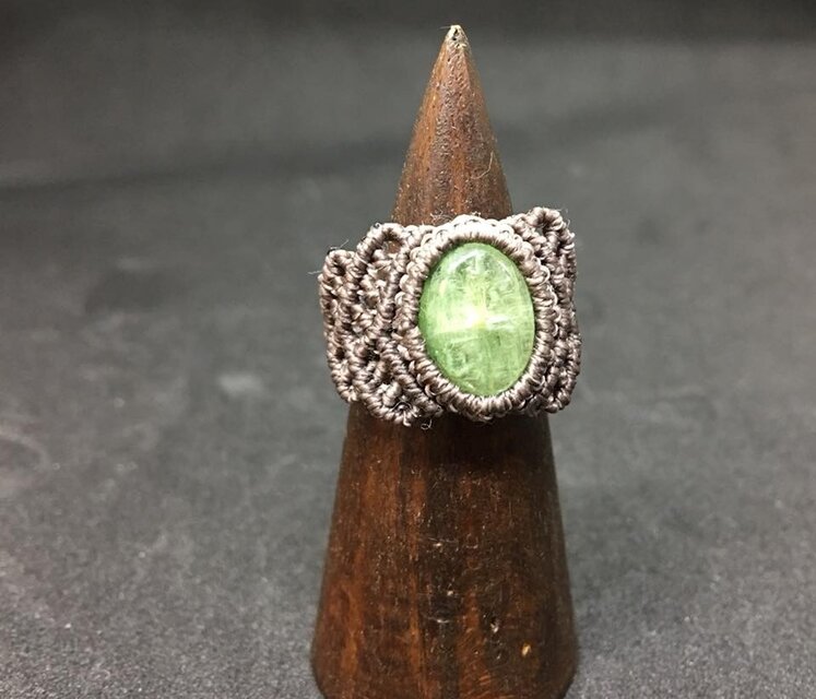 グリーンカイヤナイト・マクラメリング（指輪）