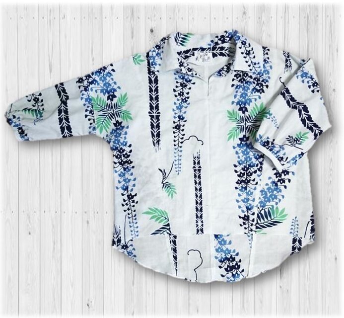 40　着ると可愛いレトロ抜き衿プルオーバーシャツ（藤）