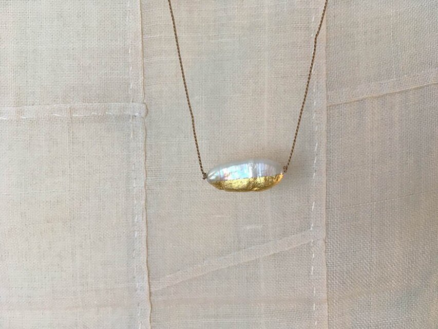 金箔とパールのネックレス／Oval