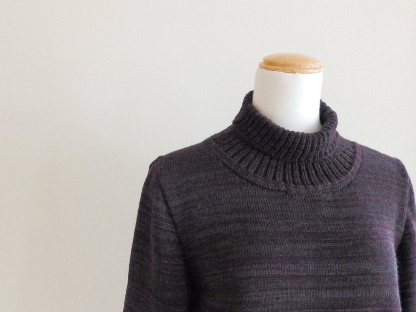 ウールと麻（ラミー）のプルオーバー