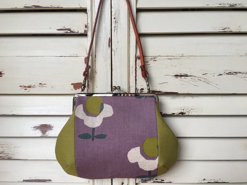 [再出品] E様専用 ラベンダー色  がま口ポーチ