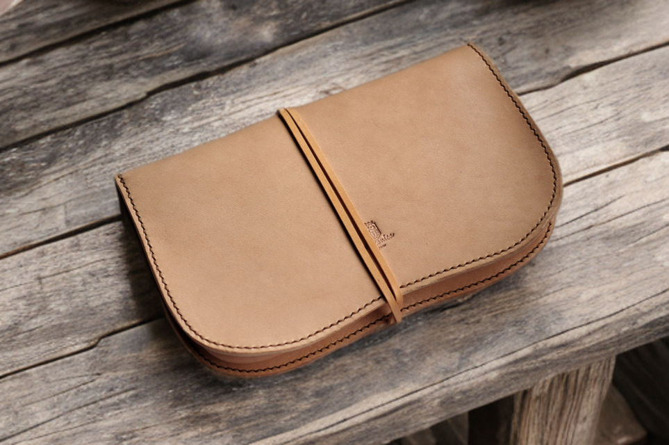 本革サドルレザーの御朱印帳カバー（紐止めタイプ）【受注製作