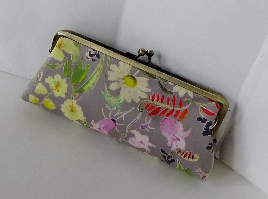 リバティ チャートウェル　がま口ペンケース　グレー