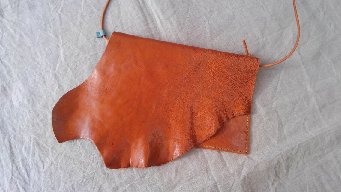 ワイルドなぺたんこショルダー