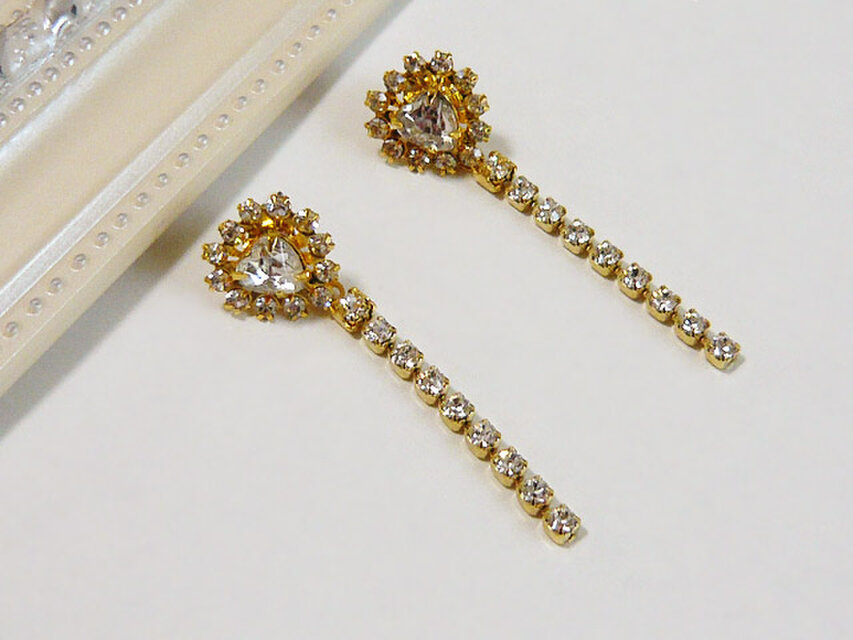 【SALE】ロマンティック　ピアス