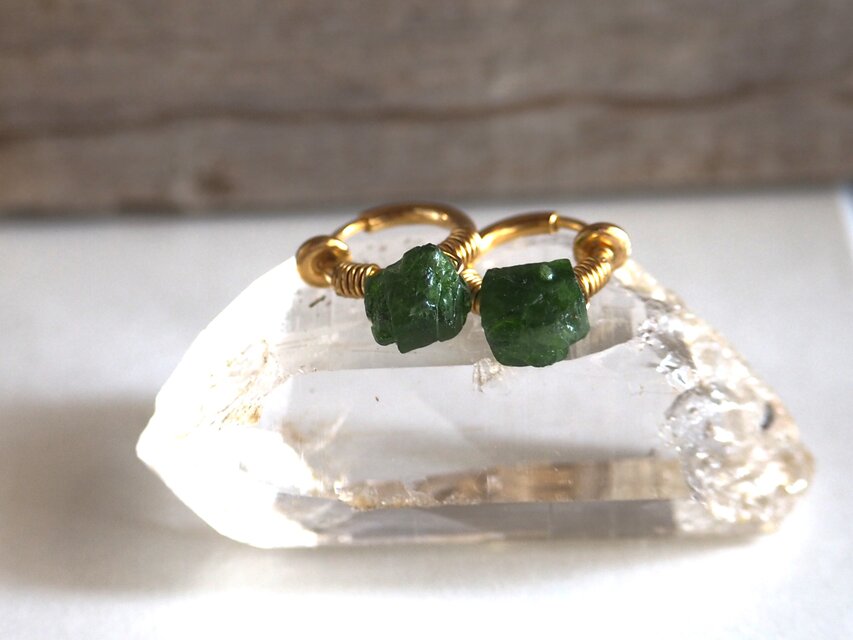 クロムダイオプサイトラフロックイヤリング　フープ