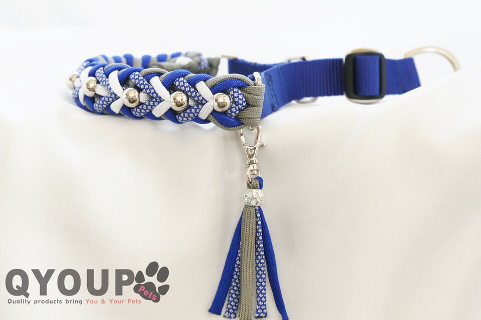 パラコード犬首輪 Fringe（フリンジ）ハーフチョークカラー〈Mサイズ：30cm～35cm〉TypeＡ-blue ball