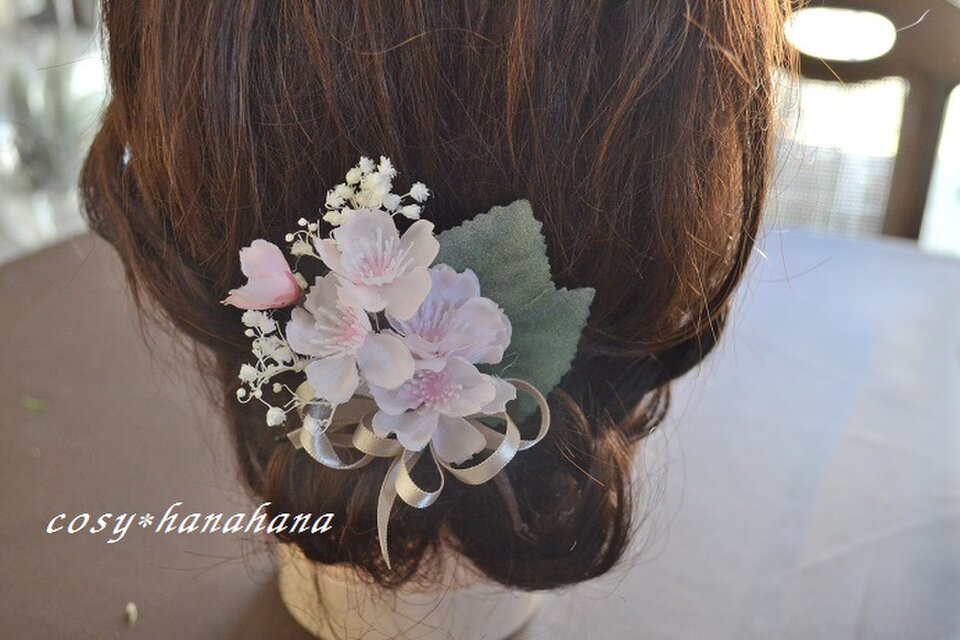 桜ブーケのコサージュ＊ベージュ