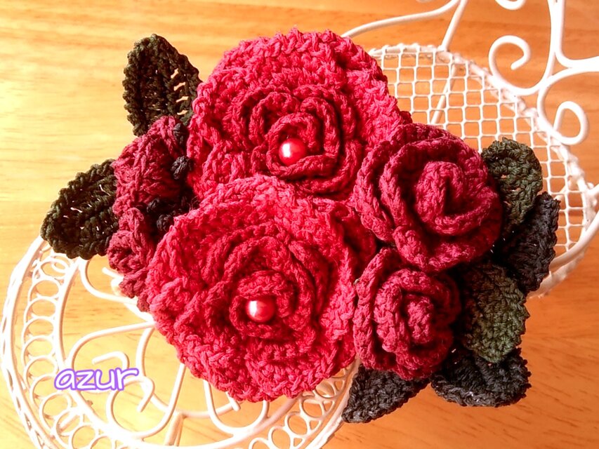 薔薇のコサージュ　アンティークレッド