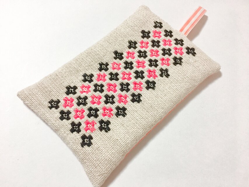 【再販】こぎん刺し 鍋つかみ〔ブラウン×ピンク〕