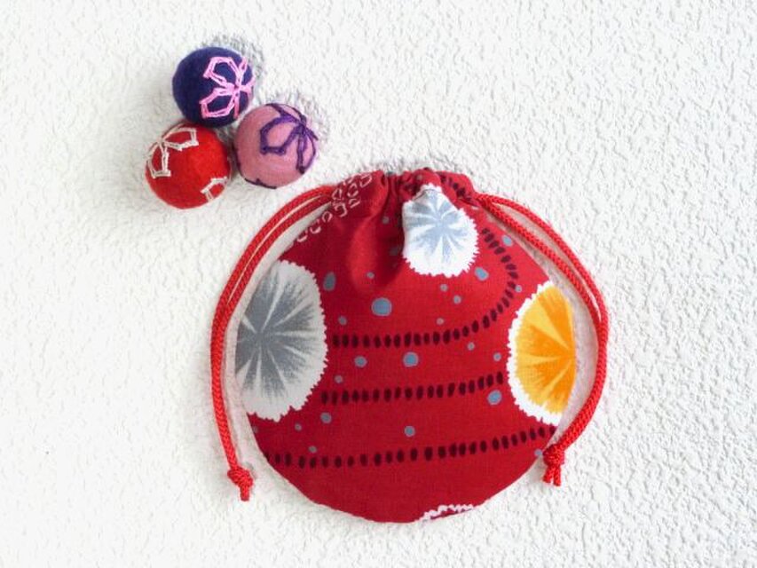 ミニ巾着袋　鹿の子幾何学模様　御守り　小物収納　プレゼントにも　