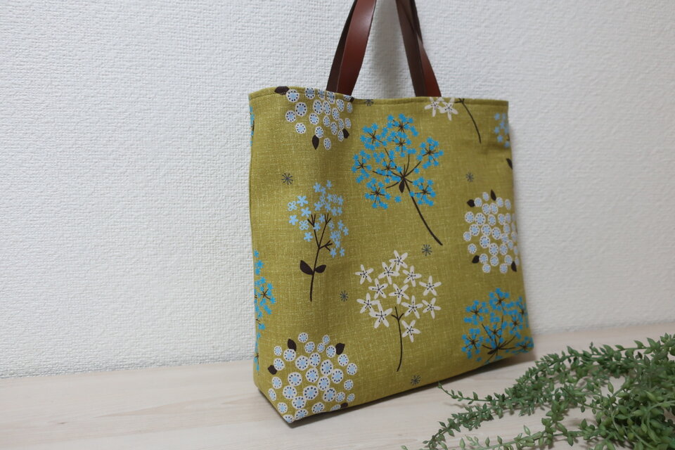 花柄ハーフリネントートバック