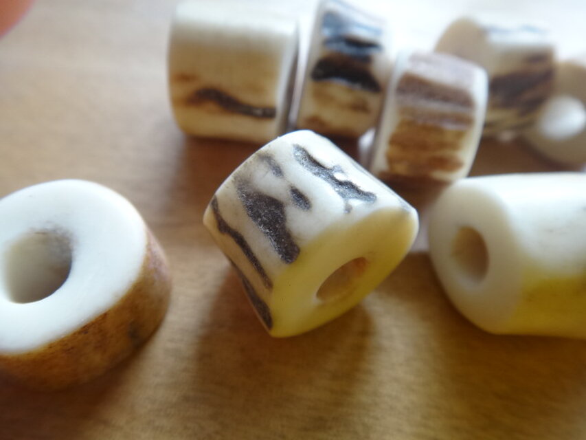 日本の鹿の角のビーズ10個セットH