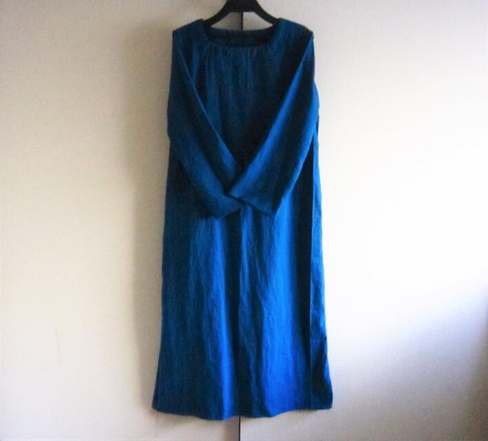 ハーフリネンのワンピース６