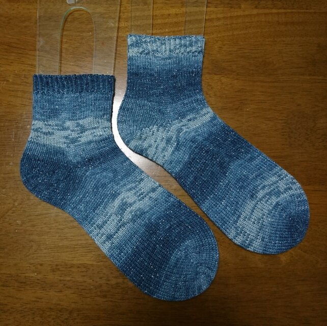 手編み靴下 opal Lucky 9483