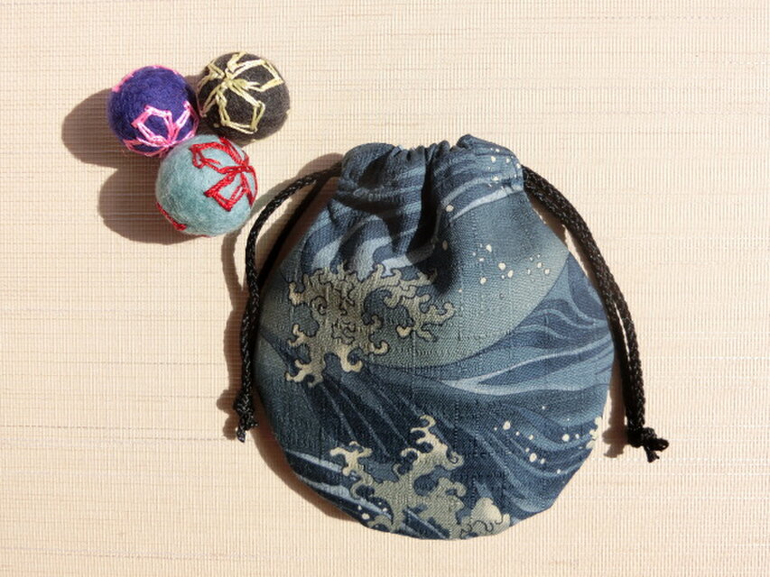 ミニ巾着袋  群青色大海　大波　御守り　小物収納　プレゼントにも　