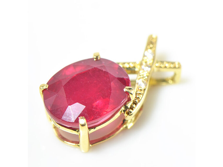 K18　大粒ルビー　ペンダントトップ　K18イエローゴールド　クロス　YK-BL093CI