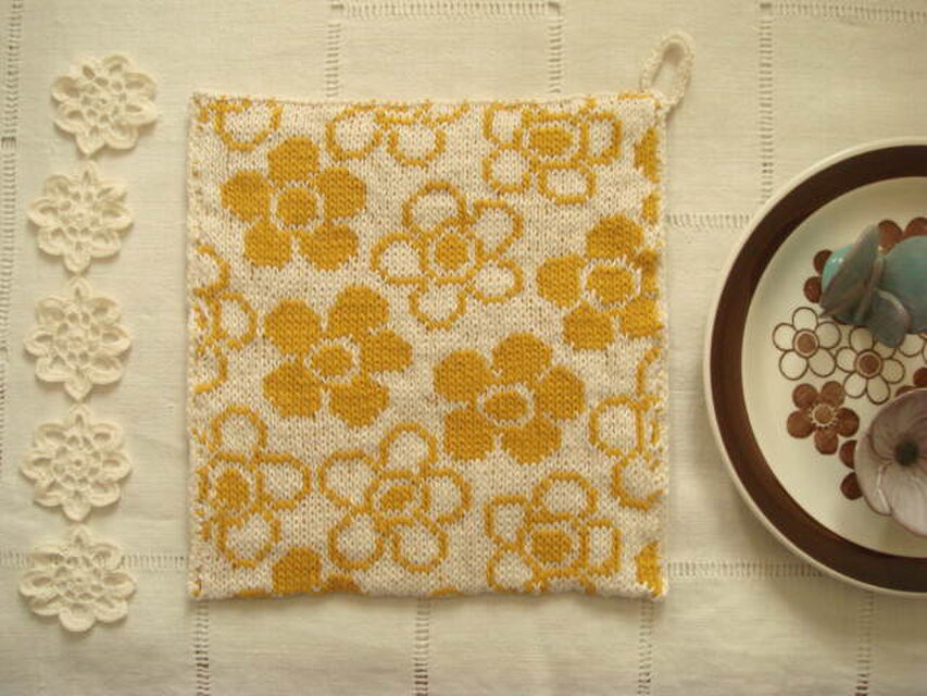 リネン花柄ポットホルダー＊オフホワイトXイエロー(L)