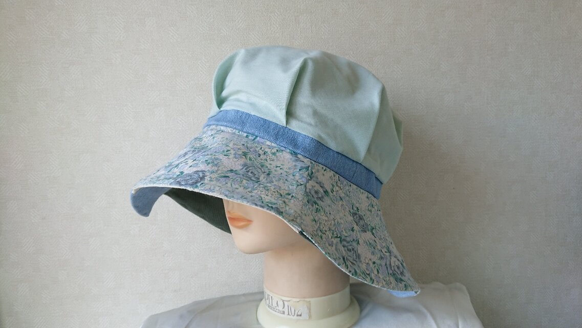 魅せる帽子☆ミントグリーンのリバーシブルキャプリーヌ～フラワープリント