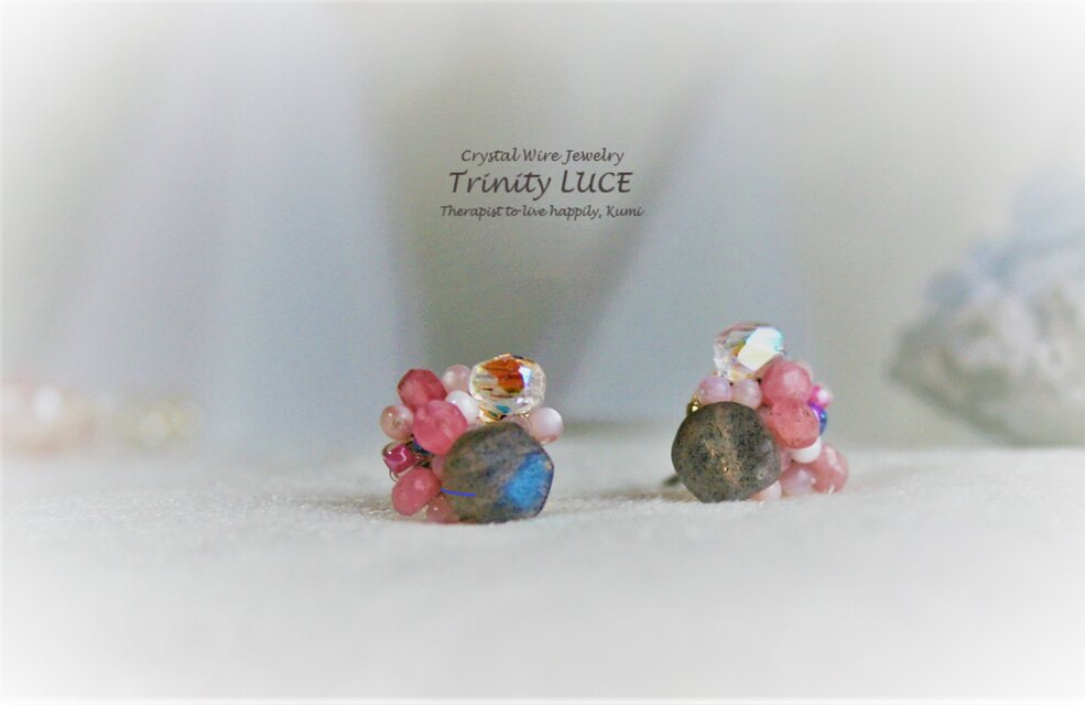 ラブラドライトとインカローズのピアス