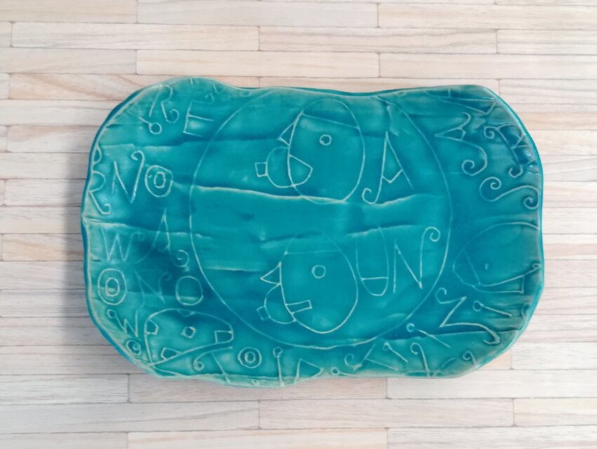 明るく、楽しく、美味しく！中皿（トルコマット釉）