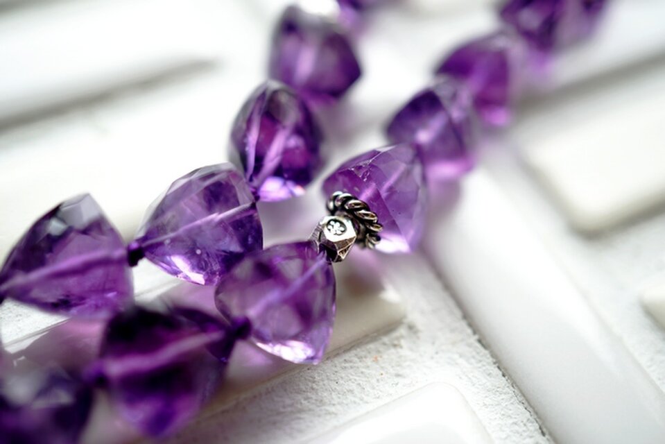 アメジスト（ピラミッドカット）のめちゃくちゃきれいなネックレス