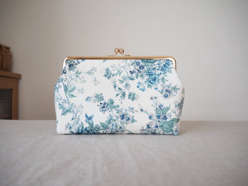 リネンがま口「Celine」ブルー