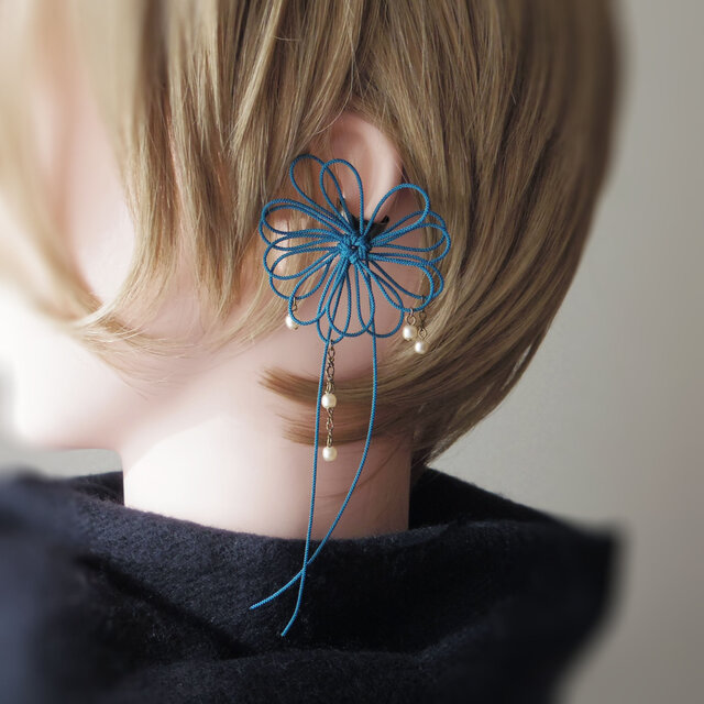 かたっぽイヤーカフ「ヒタ降リ揺レル」