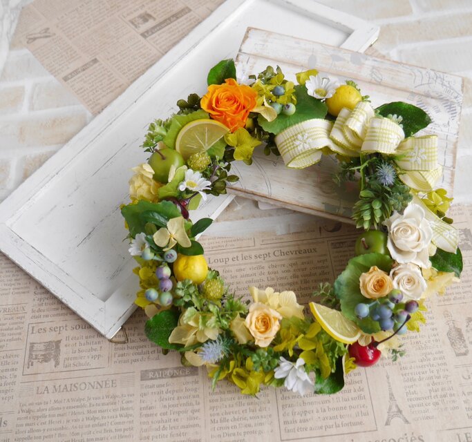 レモンとバラのフルーツリース