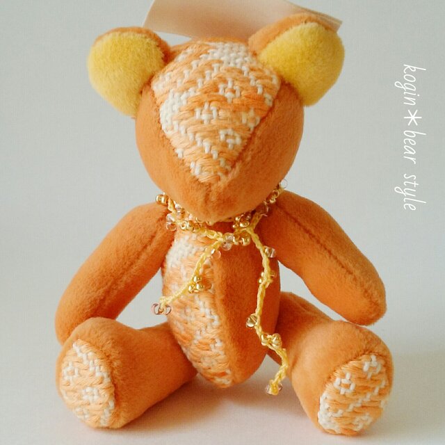 みかん色の総刺しこぎんクマ　オレンジシャーベット