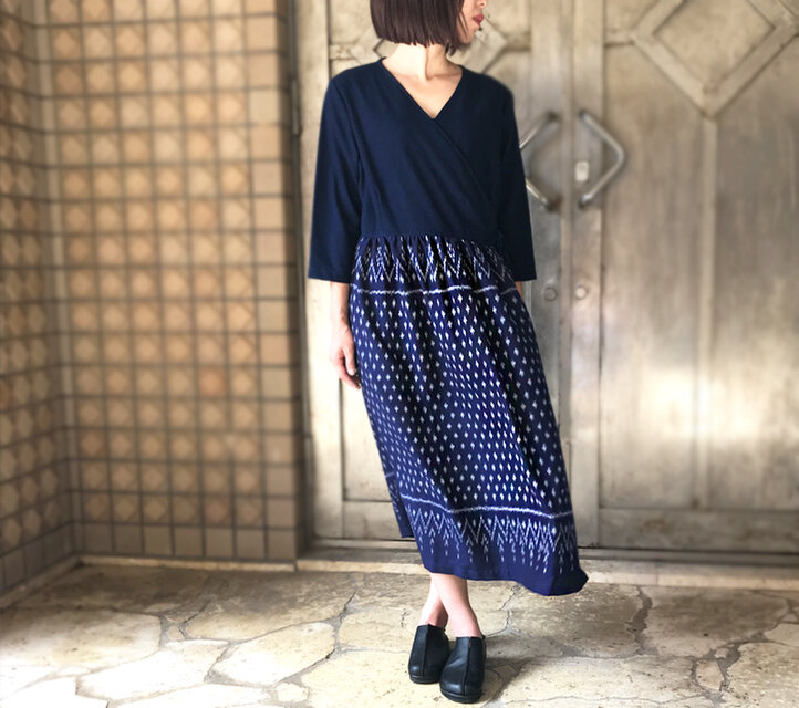 再再再販！草木染、藍染、手織り上質シルクのカシュクールワンピース、オールシーズン