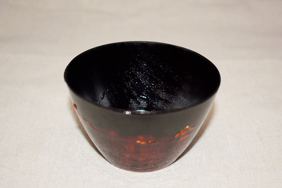 カップ 黒漆白漆塗別溜塗 | iichi 日々の暮らしを心地よくする