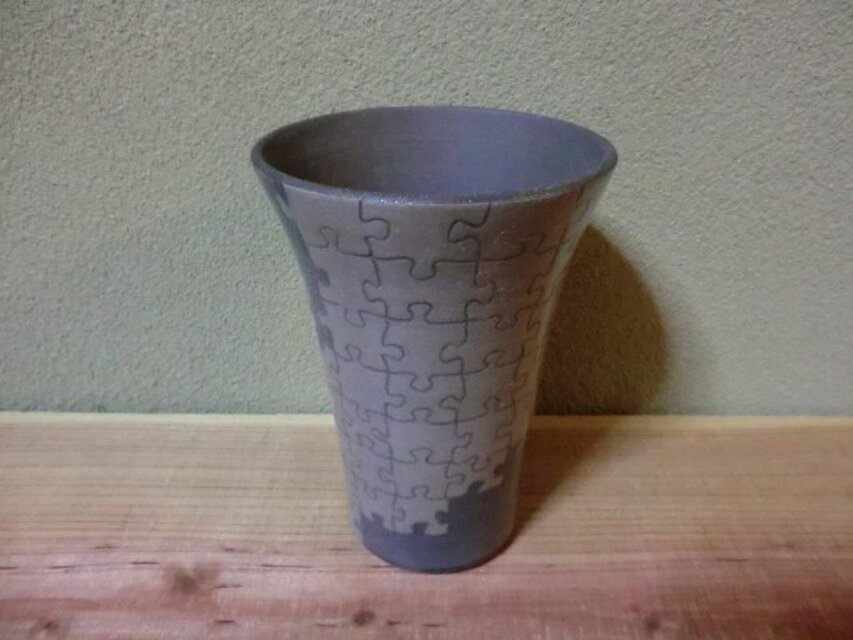 黒パズルのビアタンブラー