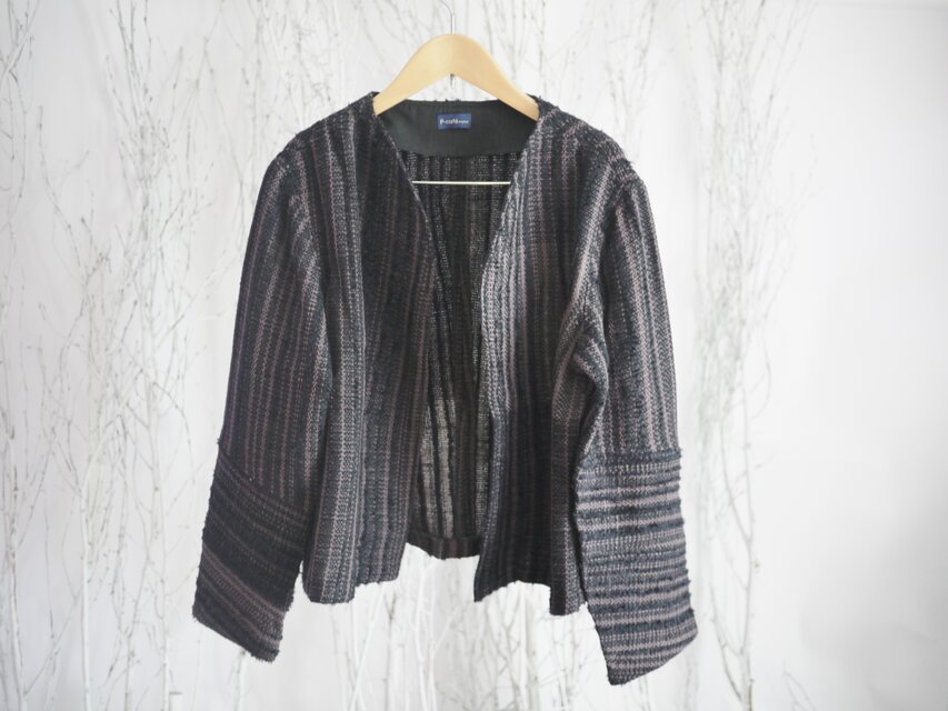 ◆SALE◆手織り　ノーカラージャケット　春秋