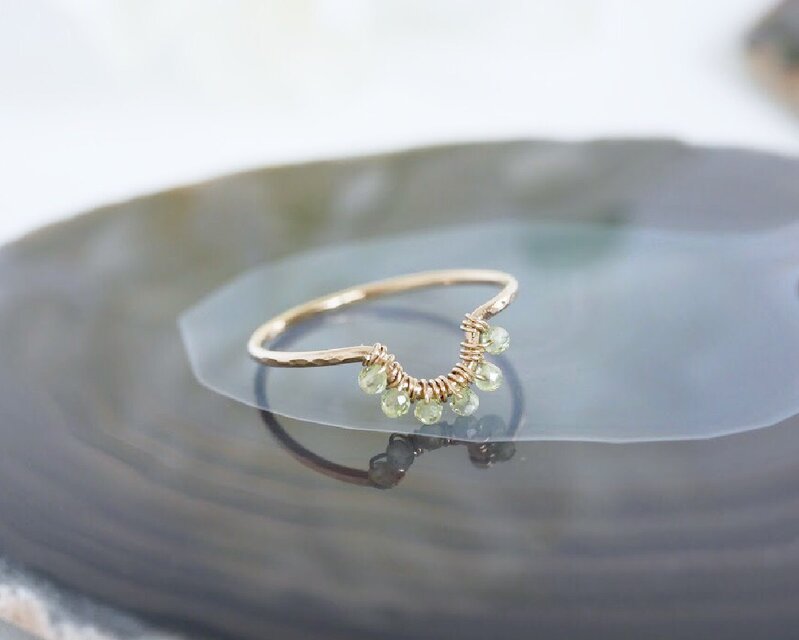 14kgf 小粒ペリドットのアークリング