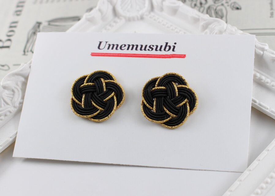 クールブラック　水引イヤリング　ピアス (着物,浴衣,753,和,正月,成人式,和装,入学式,シンプル)
