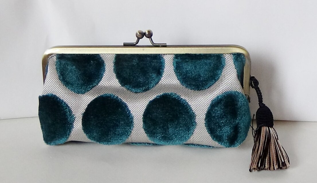 フランス　カサマンス　ARTISTA　がま口メガネ、ペンケース