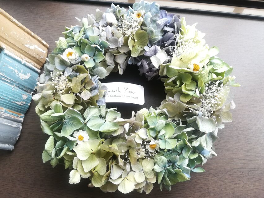 ドライフラワーリース　紫陽花と白い花 送料無料）ドライフラワーリース+あじさいと白いお花と