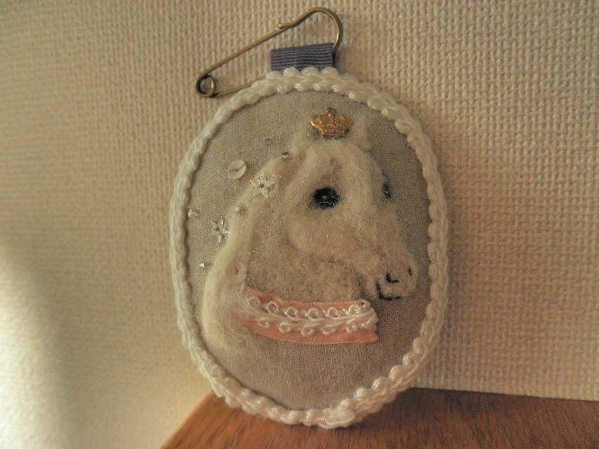 馬のプリンセスブローチ