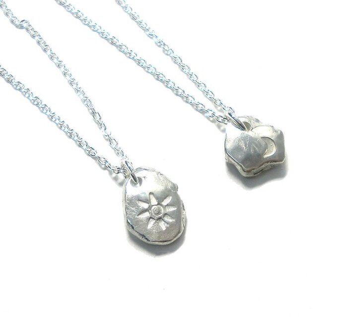 太陽と月のシルバーペアネックレスPE-51