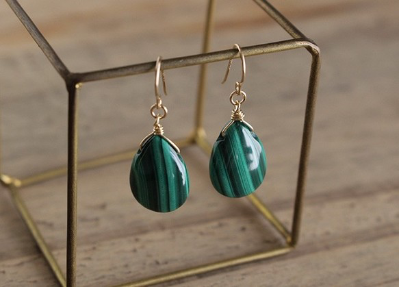 マラカイトのピアス（K14GF）