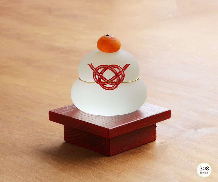 しっとりガラスの鏡餅　赤