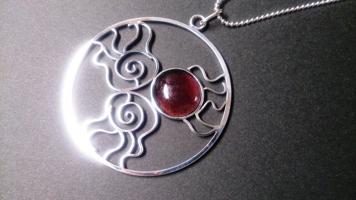 「地獄紋」　火のイメージペンダント