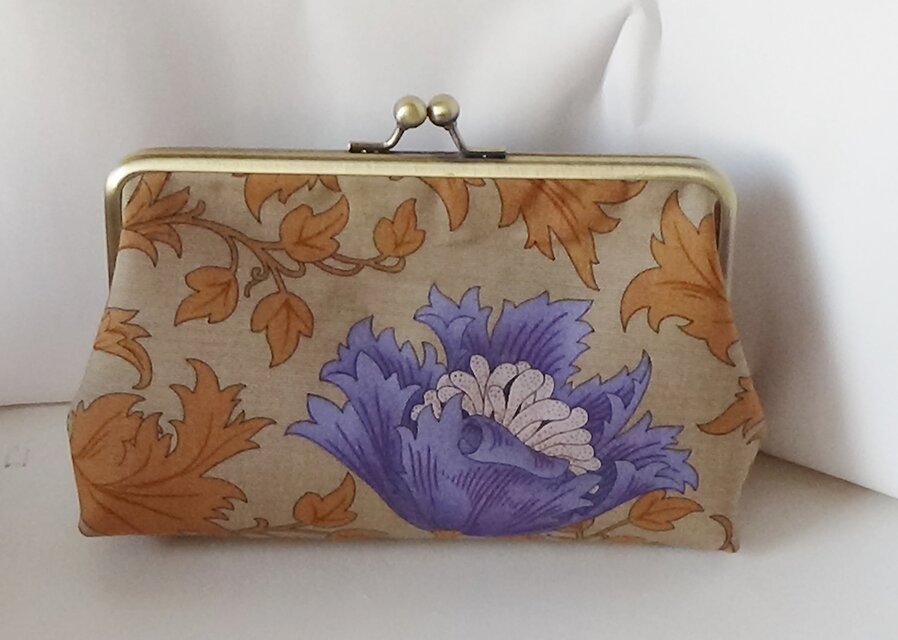 ウイリアムモリス　アネモネ　がま口コスメポーチ　