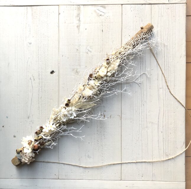 ウッドハンガーアレンジ・プリザーブドフラワー＆ドライフラワー・ホワイト